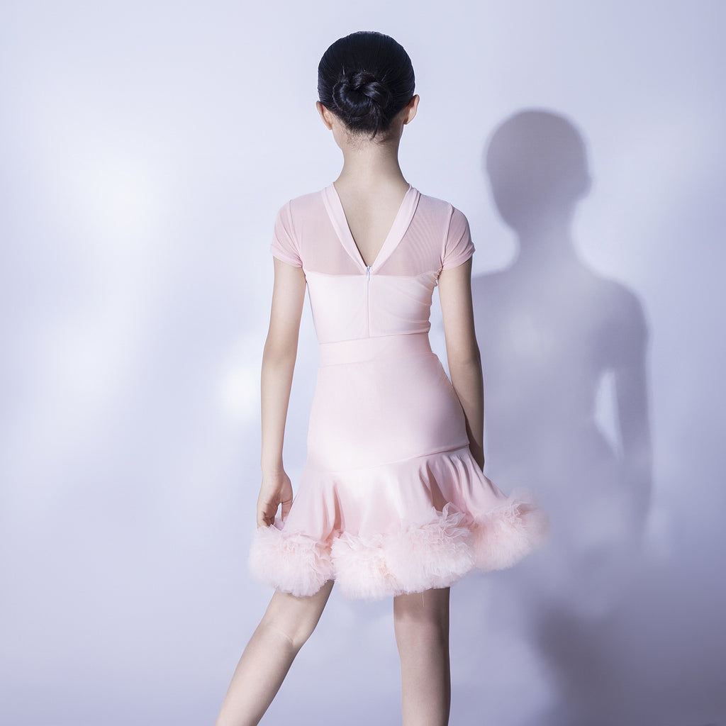 Abito da ballo latino rosa con balze in tulle ✨