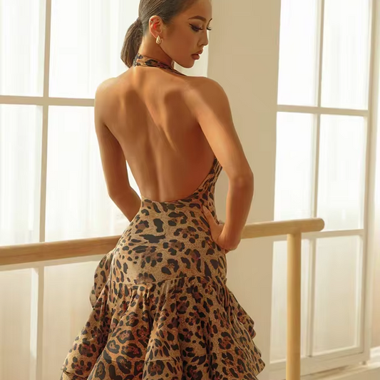 ABITO DA DONNA LEOPARDATO - AUDACE ED ELEGANTE!